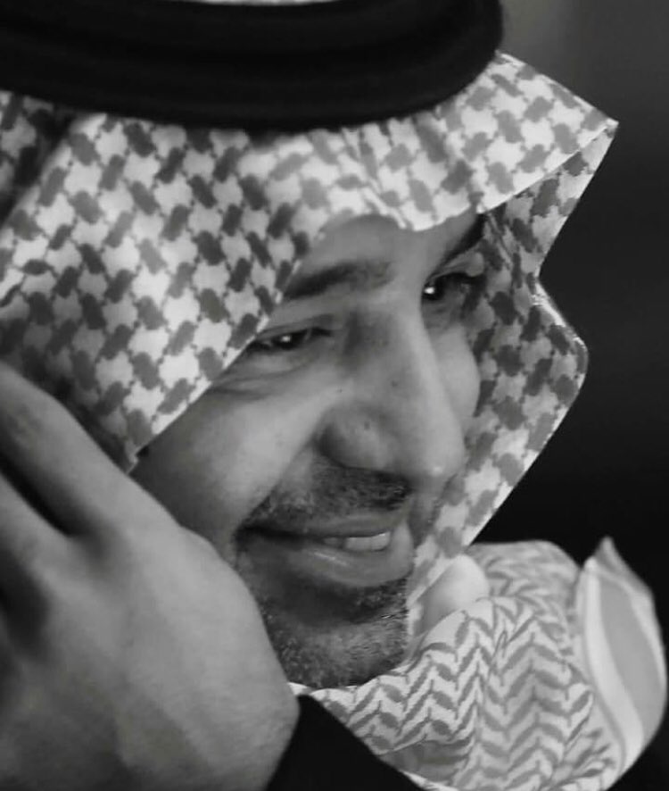 #راشد_الماجد💕 عيد النظر أرجوك بس عيد النظر
والله ما جيتك حبيبي أجبرك
أنا أعتذر إن كان باقي لي عذر
وأنا أوعدك إني أبد ما أقهرك💕