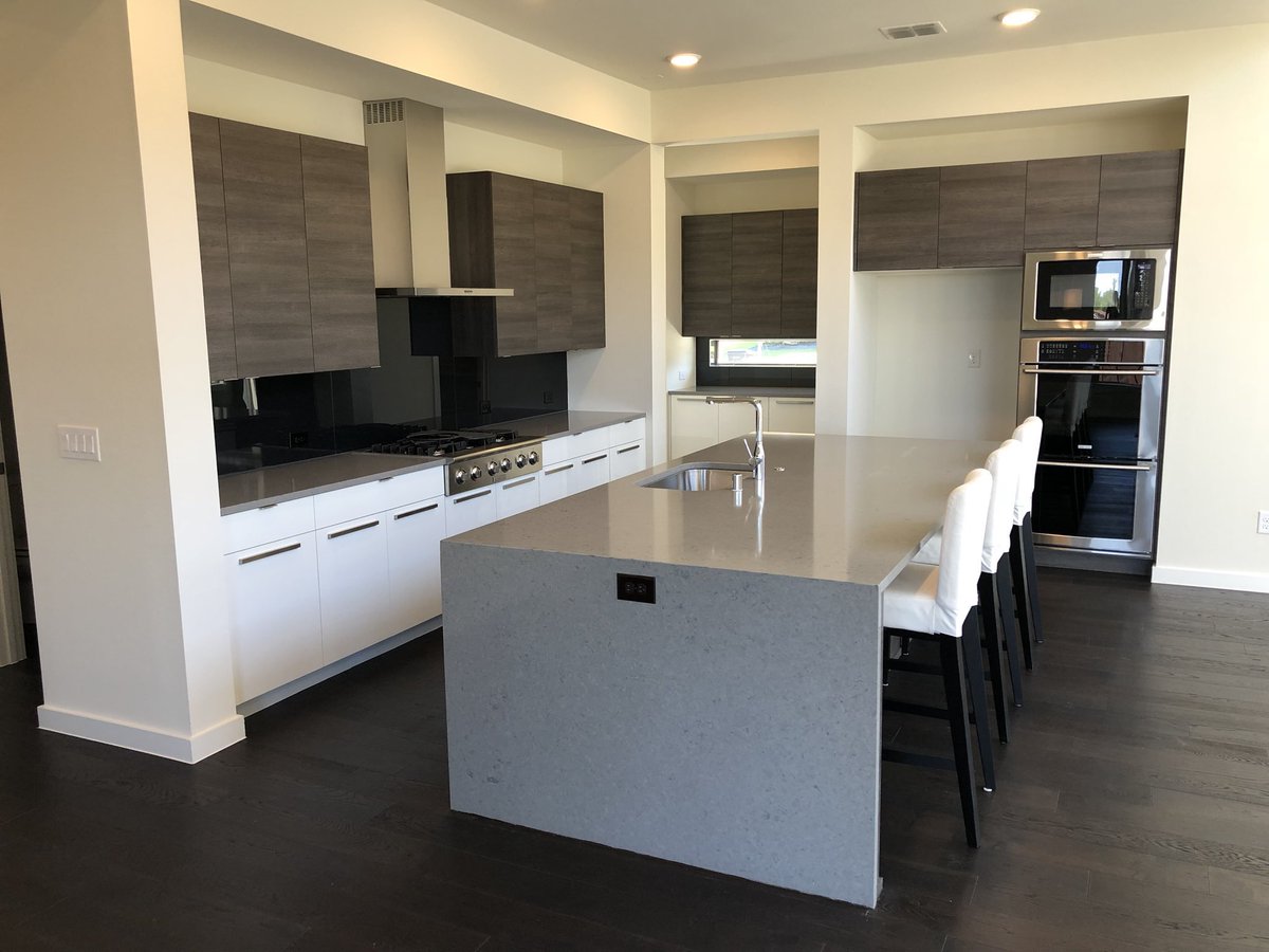 INTERIORPORN1's tweet photo. This house is a DREAM. https://t.co/jHFP8olqMy