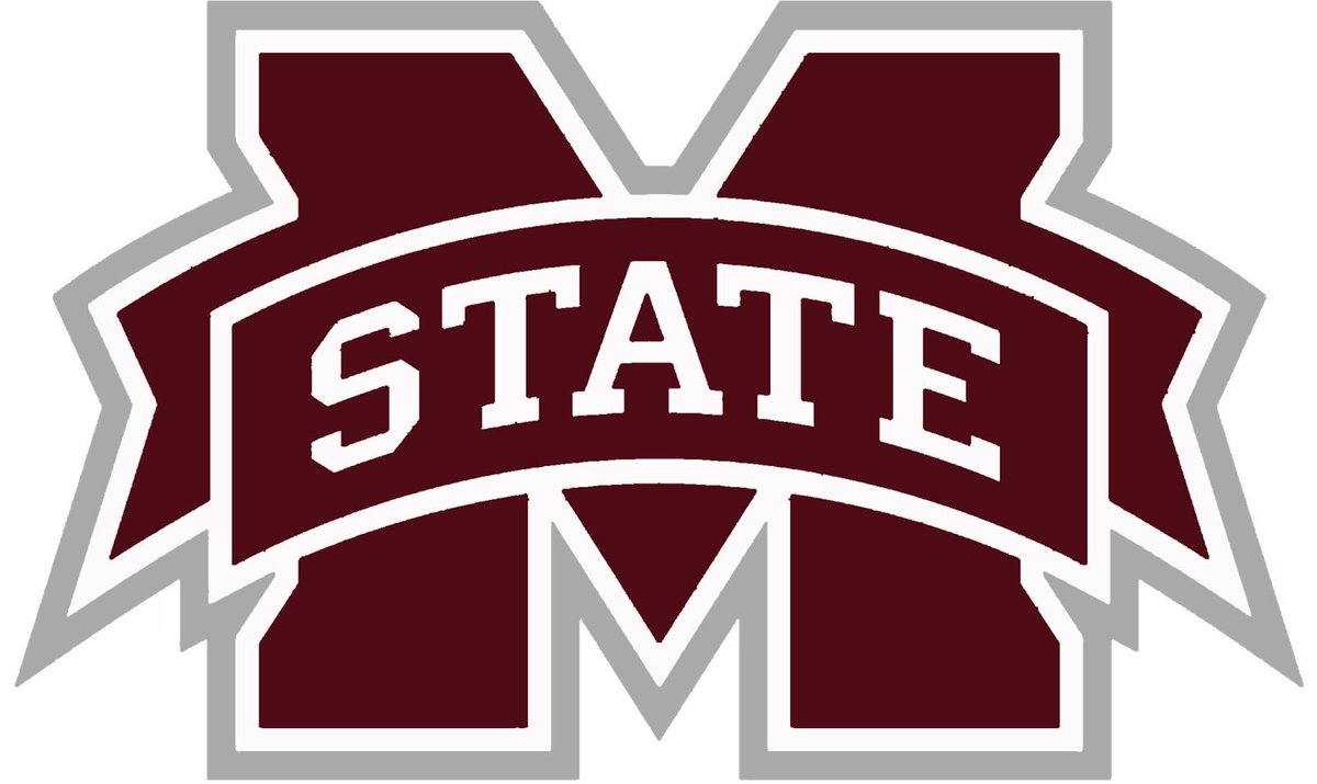 zacharylovett10's tweet photo. Thankful to receive a offer from Mississippi state 🐶 @CoachYounger14 @Jamar51Chaney @coachkd15 @KenardSnyder @raheim_sanders @coachwaldrop @CoachPruzinsky https://t.co/DLyUVNqxRY