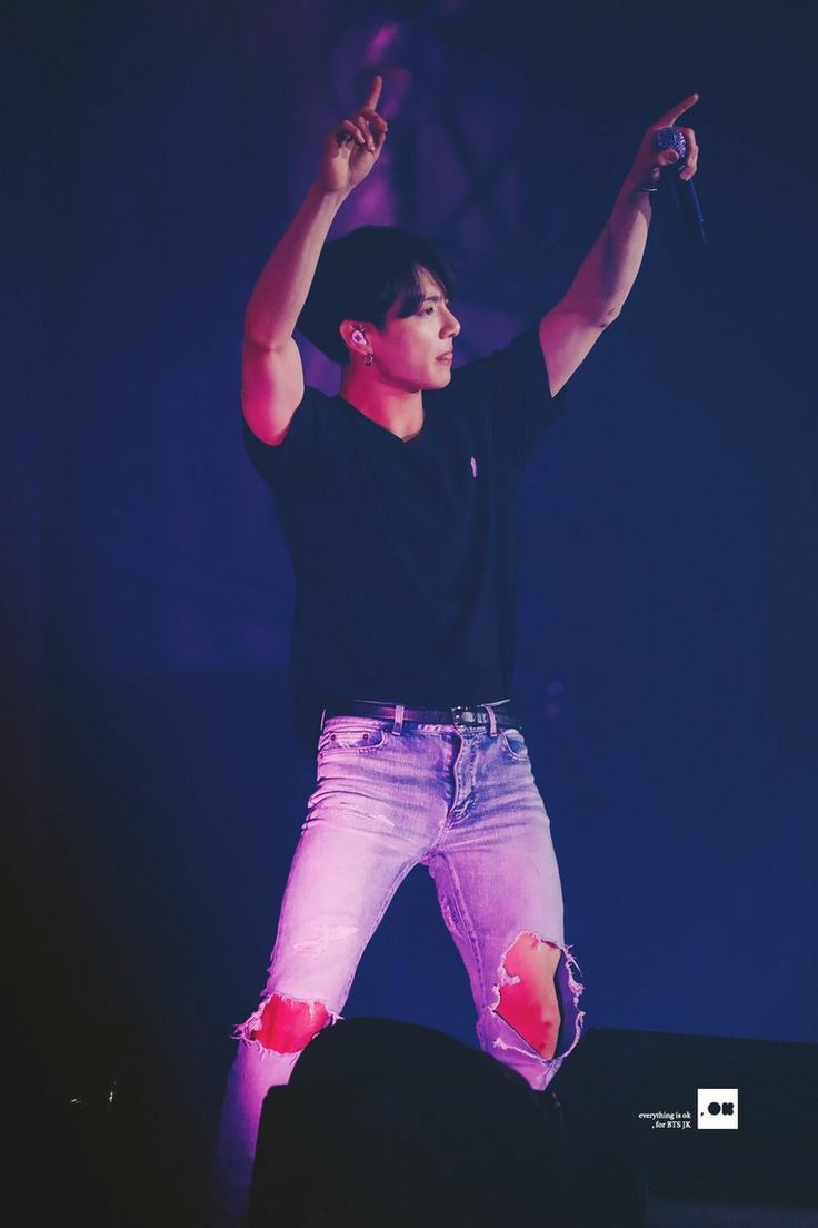 jungkook's body proportion ~ a thread