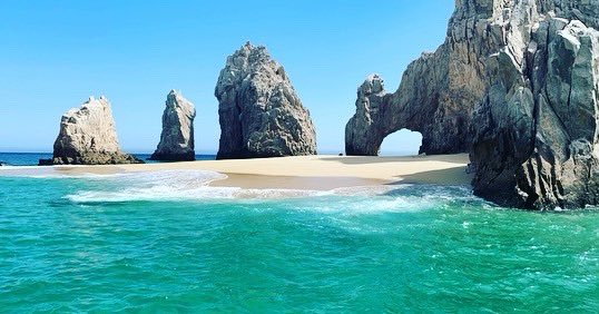 Bayleeshea03's tweet photo. Cabo I miss you already 🐠❤️ https://t.co/zpp6J7RZpv