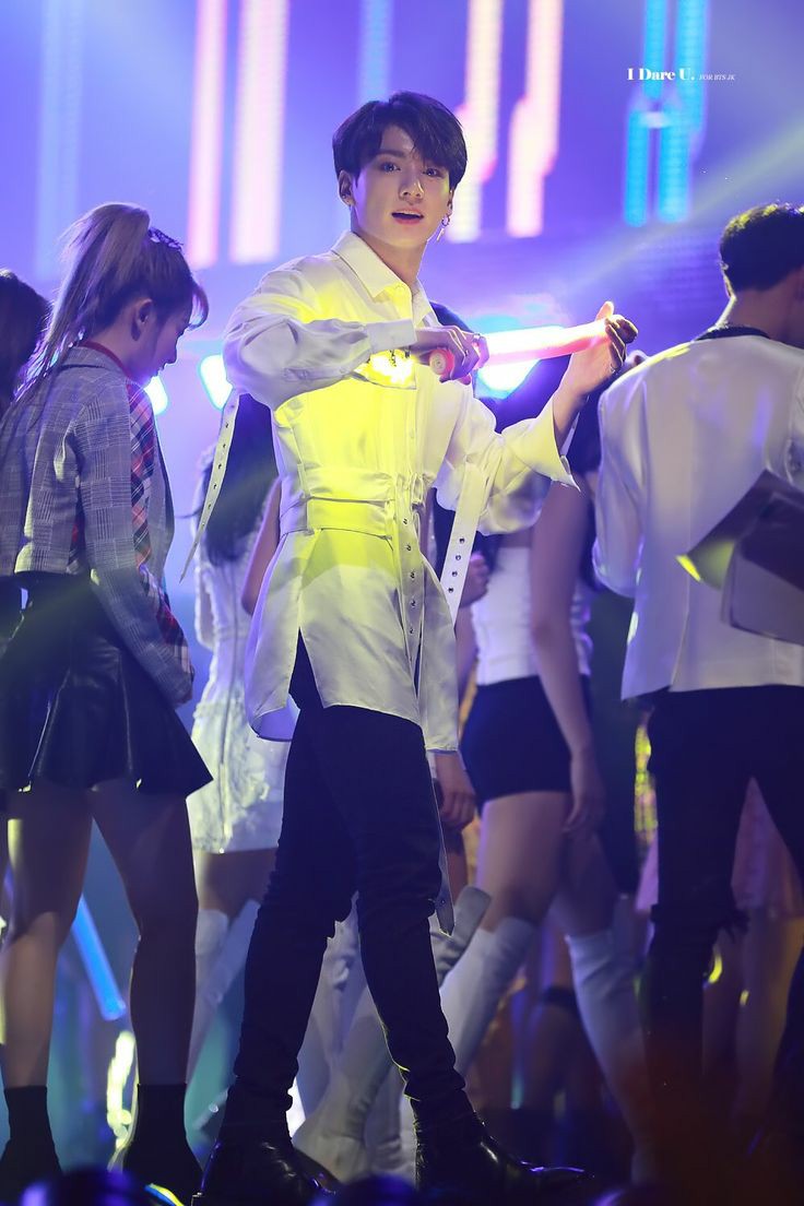 jungkook's body proportion ~ a thread