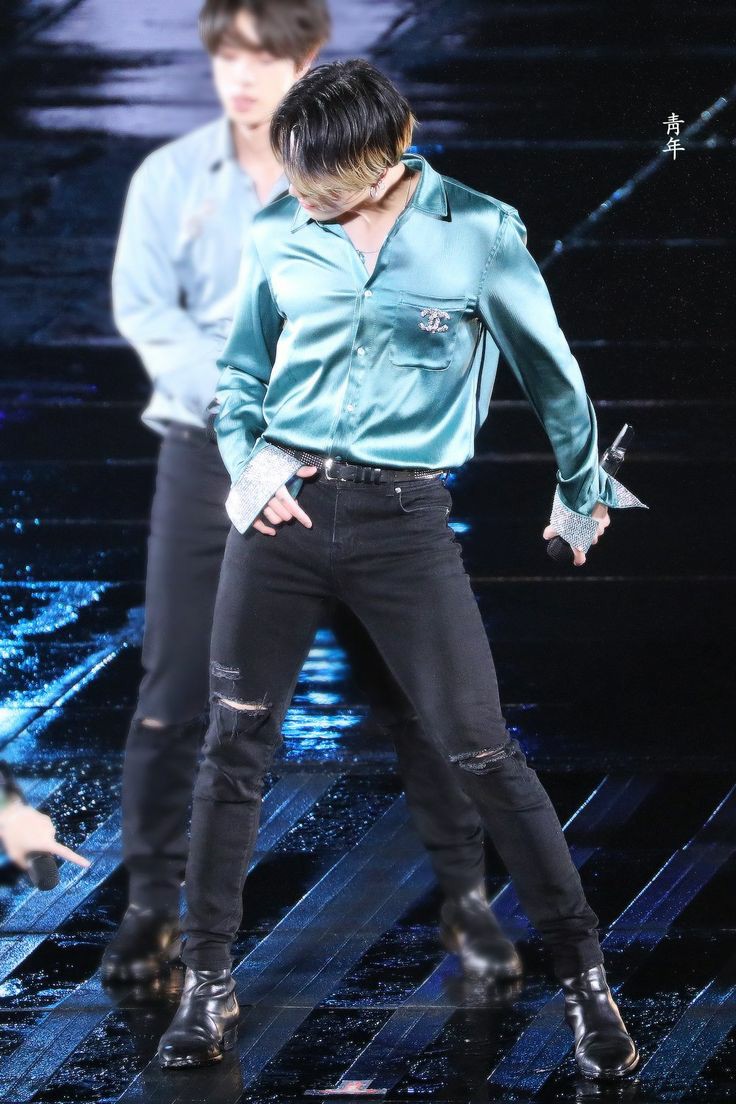 jungkook's body proportion ~ a thread