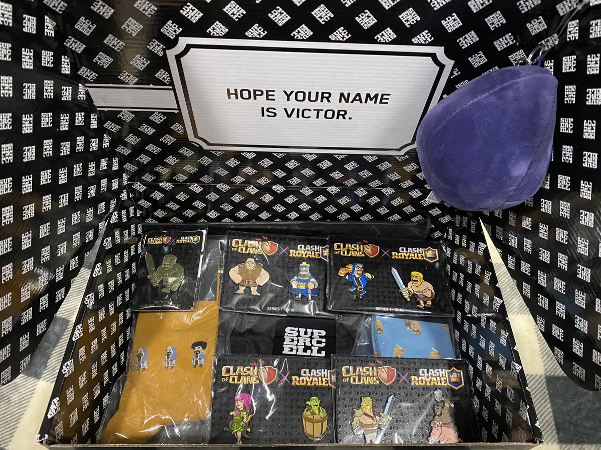 komfort_v's tweet photo. I won this amazing @ClashofClans merch on @ANicoleClash stream! I will hang on to these forever! 

Remember to use code : Amie https://t.co/p8lagIe0hR