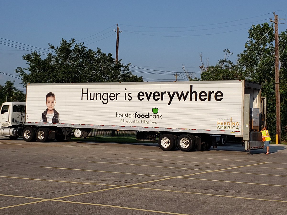 UnityBaytown's tweet photo. Today’s partnership with Houston Food Bank and Harris County Precinct 2 was a huge success! Thanks to all of the volunteers and leaders who helped make this possible! #unityunlimited #unityinthecommunity https://t.co/Y5i5fShzft