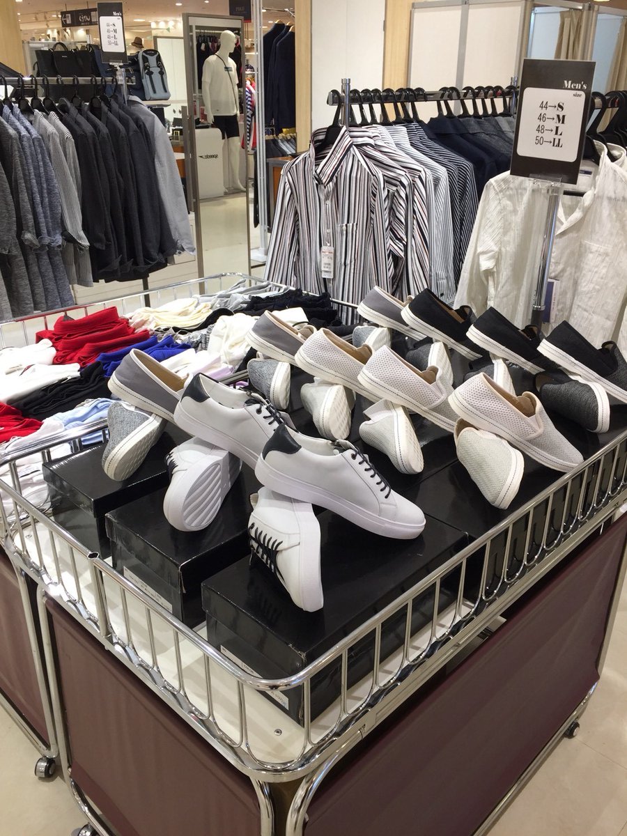 博多阪急 博多阪急 メンズバーゲン 開催中 6階紳士服売場で人気の ニコルクラブフォーメン プログレス からシャツやスニーカーなどのアイテムが登場 この機会をお見逃しなく メンズバーゲン ニコルクラブフォーメン 8 10 月 祝 まで 最終 博多阪急 博多阪急 メンズバーゲン 開催中 6階紳士服売場で人気の ニコルクラブフォーメン プログレス からシャツやスニーカーなどのアイテムが登場 この機会をお見逃しなく メンズバーゲン ニコルクラブフォーメン 8 10 月 祝 まで 最終