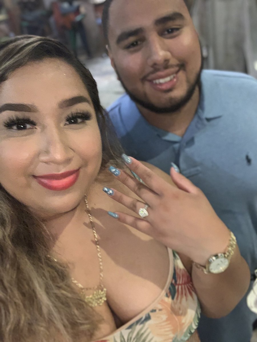 Sairacac's tweet photo. Y’all, I’m a whole fiancé now 😭😭🥵 https://t.co/XU867oFvsX
