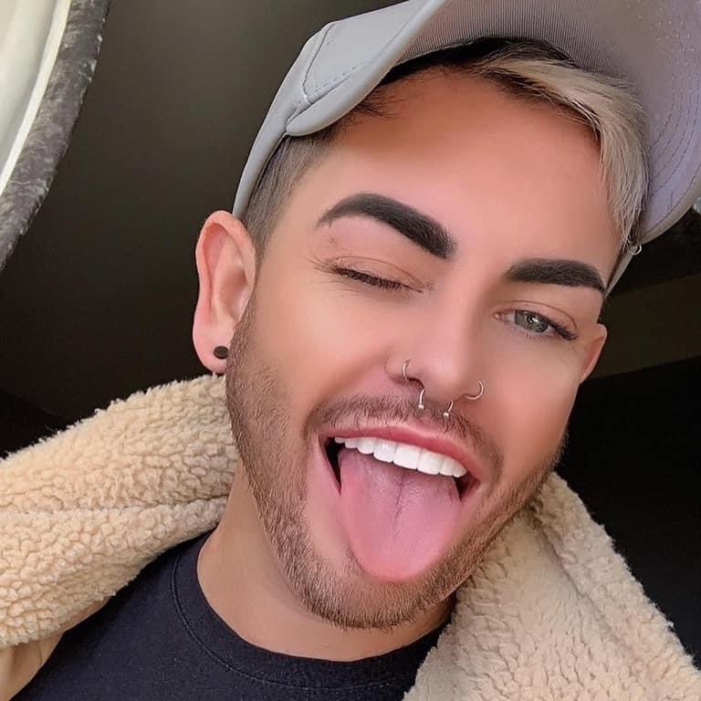 jonlb's tweet image. 