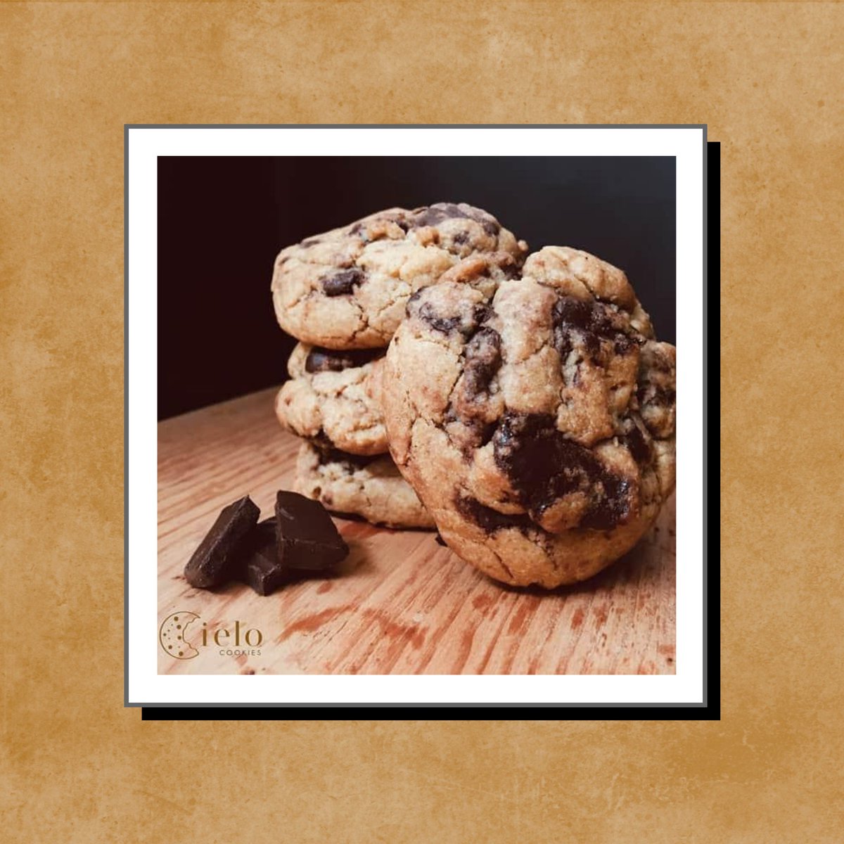 hey_racel's tweet photo. Don't hesitate any longer to order a box of Cielo Cookies! You'll get half a dozen of this size of our chewy chocolate chip cookies for only P185!🍪🍫

Like and follow our social media accounts for more details and updates💗
IG: @panghimagas.ph
FB page: @panghimagasphilippines https://t.co/yRuapuBc4W