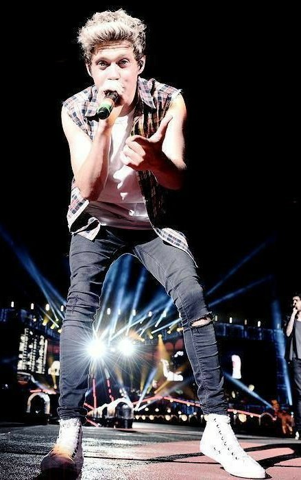 𝐼𝓃 𝐻𝒾𝓈 𝐸𝓁𝑒𝓂𝑒𝓃𝓉