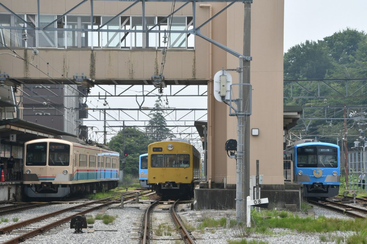 express_hato's tweet photo. #近江鉄道
#300形
#821F
#あかね号
#901F
本日の鉄活
其の六
撮影者は孤鉄だが、
電車は三密 https://t.co/nUvnbh1u8O