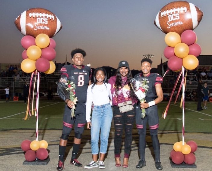 kayvont's tweet photo. This was senior night , my mom was running late and I was super frustrated, Zeke told me he wasn’t gone go until I had my situation figured out. My mom came a few minutes too late and Zeke told me to come take the picture with his family...which made us family. Rest easy bro🙏🏽🕊 https://t.co/VWfXA8kfM9
