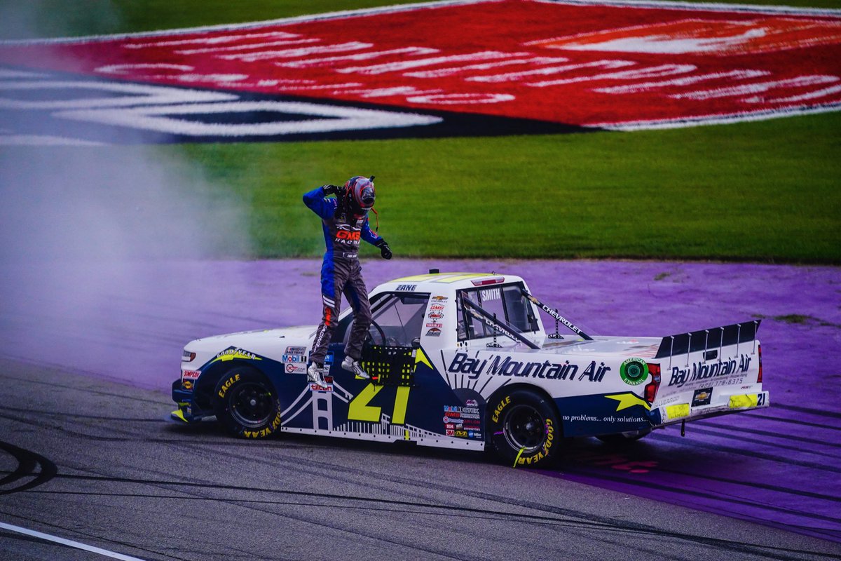 Zane Smith tweet media