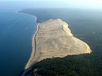 theviotmartial's tweet photo. 9/8 (10h ; Espace d'accueil du Grand Site de la #dune du #Pilat La Teste) : #balade guidée. L’histoire de la plus haute dune d'#Europe : sa formation, ses caractéristiques, ses #animaus sauvages, ses #plantes… Et bien plus encore ! Réservation : 0556221285/86. https://t.co/o578GTpZWV