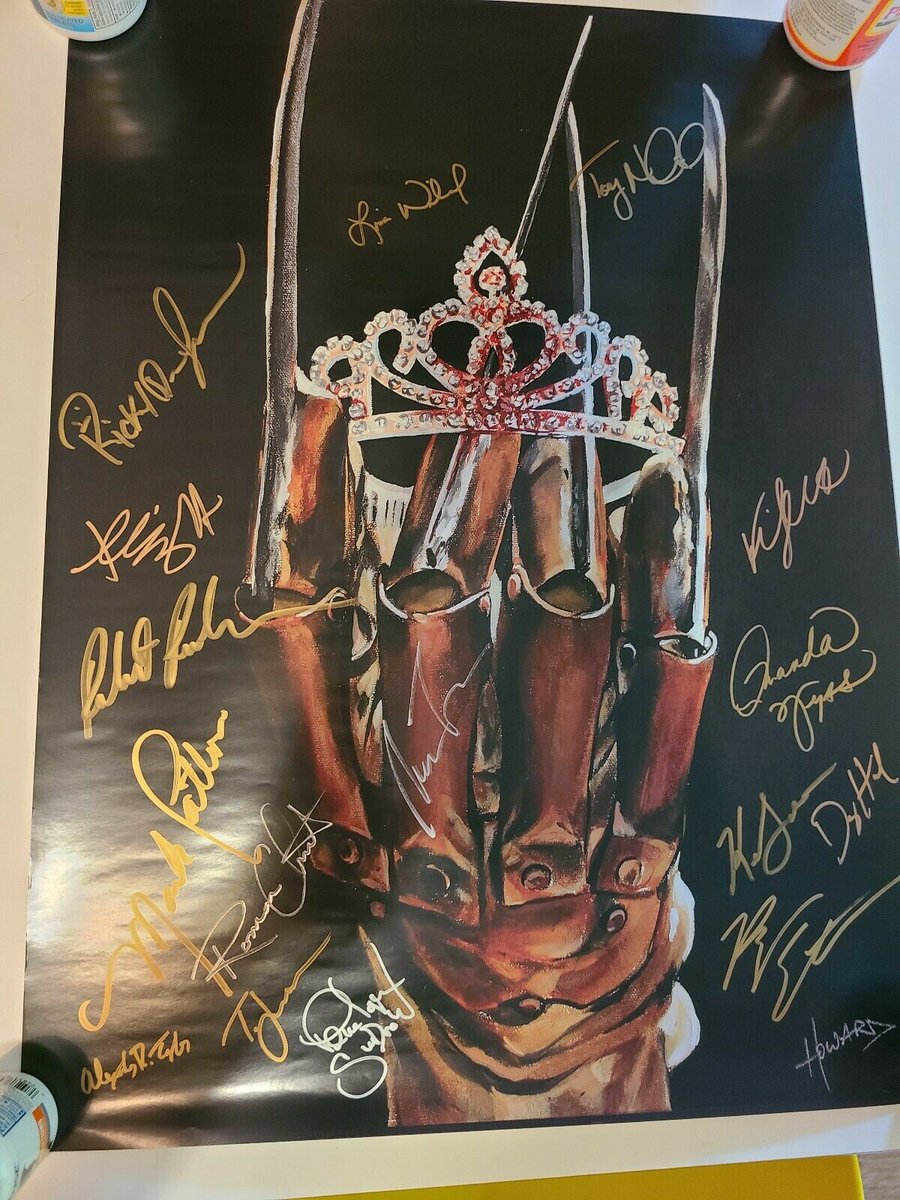 staytoonedfolks's tweet image. ❤️ @screamqueendoc @ActorPatton @thetylerjensen @RomanChimienti @_AmandaWyss @RobertRusler @KenSagoes @rodneyeastman @Knighttues @sudrowpenelope @dannyhassel @LisaWilcox1 @Radio8Ball @RickyDeanLogan @leehoward_art @DarkDel @noescompanion @RobertBEnglund ❤️ #ScreamQueenDoc #Horror