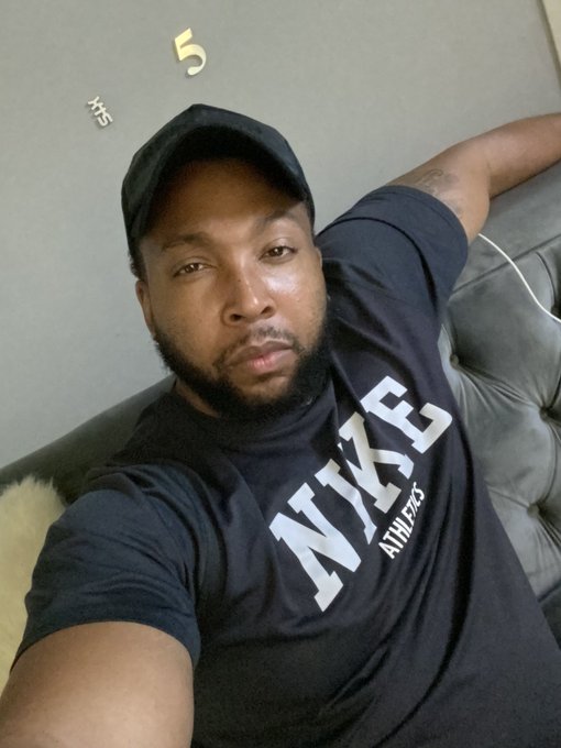 Watch jRalphel's leaked NSFW photo on TwXstars