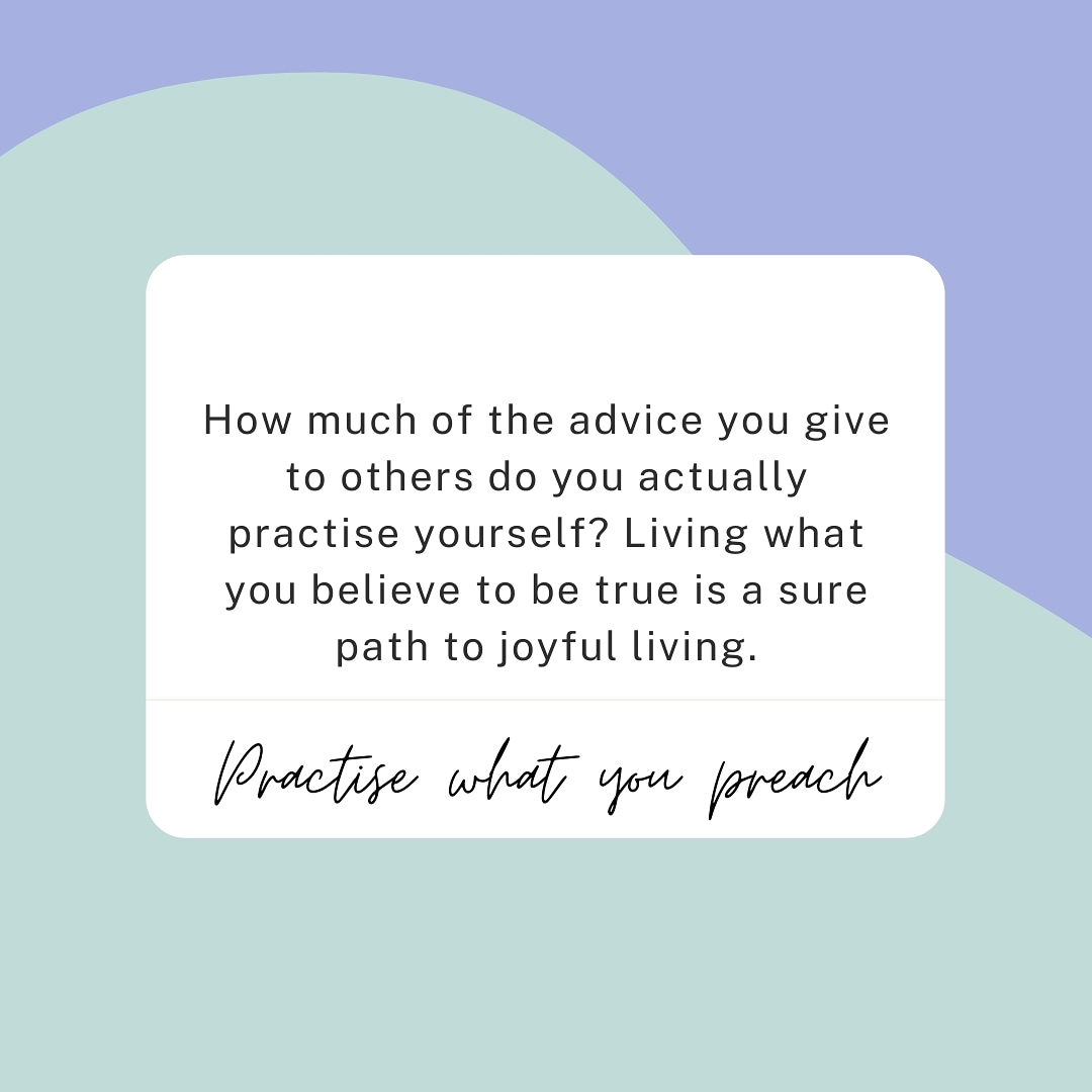 QuotesAndStatu's tweet photo. Practise what you preach 

#startfromtoday #liveyourlife #practisewhatyoupreach #quotesandsayings #motivationwords #quotesdaily #joyfulliving #believe #advice  #practise #quotes https://t.co/mEj33wzcPc