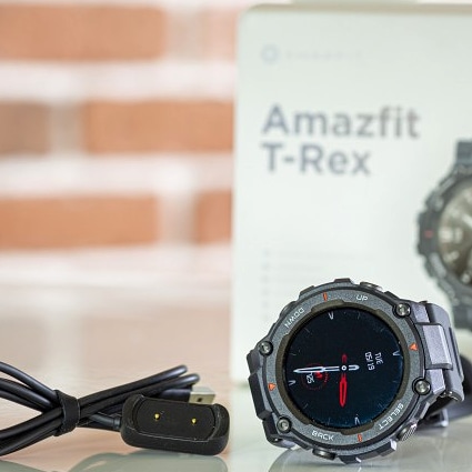 falconwatch_id's tweet photo. #Smartwatch #Amazfit T-Rex kaya akan fitur. Memiliki tebal sekitar 0,5 inci dan berat 2 ons yang terasa ringan. Memiliki fitur pemberitahuan dan panggilan dengan cara yang sangat efisien dan pelacakan aktivitas

Minat? DM/ klik yang tersedia di bio 👉 @falconwatch_id https://t.co/mVgUTlJZTC