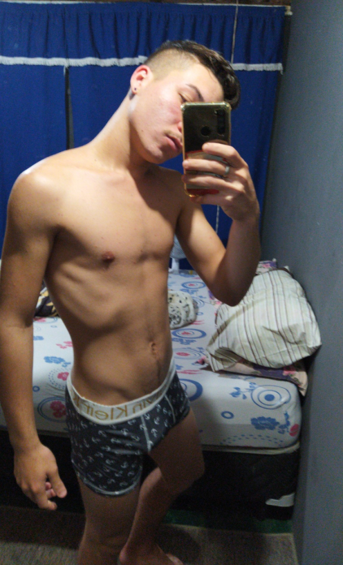rickric_loop's tweet photo. Bora deitar 😛 https://t.co/3BUDsAoD6j