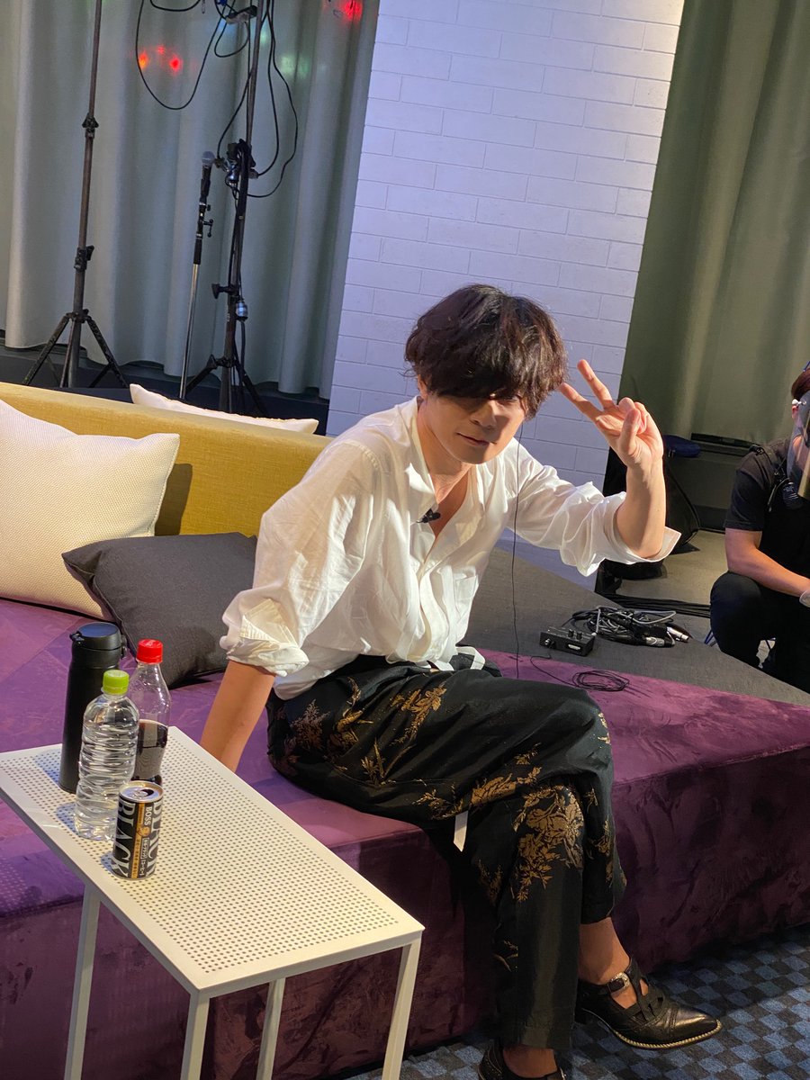 Alexandros Gq Voice スタート 川上洋平 が出演 Gq Japan の読者参加型プロジェクト Gq Voice に川上洋平が出演致します Gq Japan Youtubeチャンネルにて生配信 T Co Jc15yn2vxd Gqjaapn 変わるっていい Alexandros