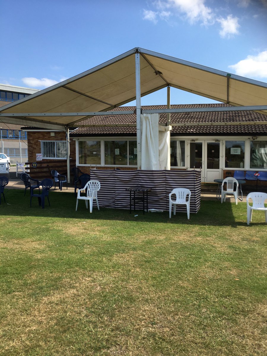 arnoldmark13's tweet photo. All set up and Covid compliant...Have a great day...#Cricket.#Derbs. https://t.co/QUk5CGg2KW
