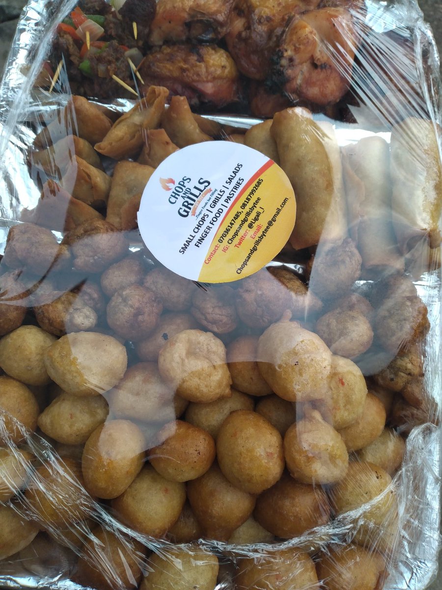 Ligali_L's tweet photo. Send that person you love small chops! Trust me they'd love you!
This Morning's Delivery in its glory 🥰
Price is #6000
Location is Festac Town
Available to deliver within Lagos
#morningdelivery
#smallchops https://t.co/li8g7uKAKa