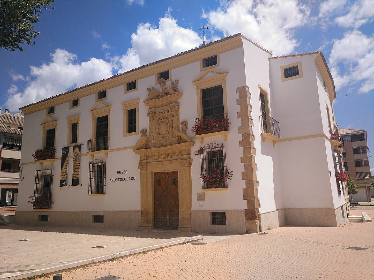 AytoLorca's tweet photo. 🏺 El Museo Arqueológico Municipal de #Lorca volverá a abrir sus puertas 🗓️ el próximo lunes 10 de agosto en horario de lunes a domingo de 10 a 14 horas ⏰.

🔗https://t.co/NKlwUTzRhC https://t.co/DMs5Xie29l