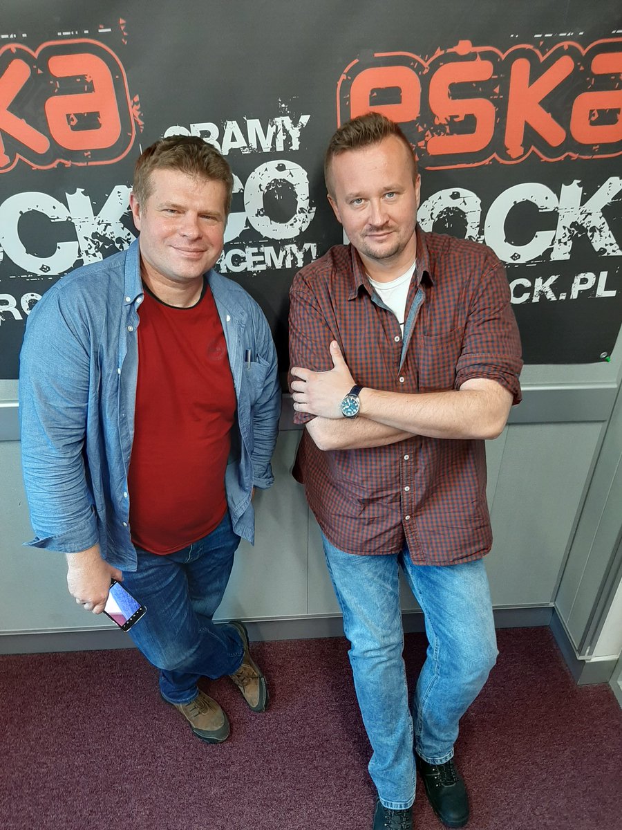Leucodon's tweet photo. Czy ludzkość zmierza w stronę samozagłady? Ile czasu nam zostało i co może nas uratować? O tym w nowych Drogowskazach @EskaROCK_ . Ze mną w studiu A.Gąsiorowski z inicjatywy społecznej #Fota4Climate. Premiera dziś 17:00-18:00. 📻 #Polska #Warszawa #klimat https://t.co/HnlGZJU4Fe