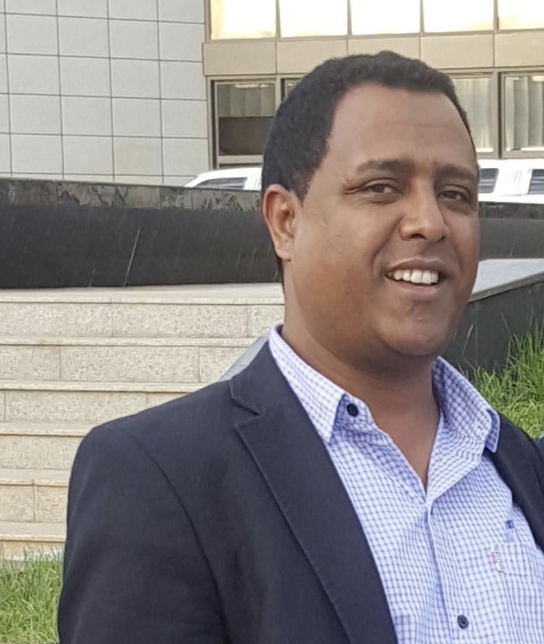 lia_tadesse's tweet image. Deeply saddened and devastated by the passing of our colleague Dr. Fissehaye Alemseged due to COVID19.

Dr. Fissehaye was leading COVID19 response team at Axum University and was a dedicated Physician and public health professional.