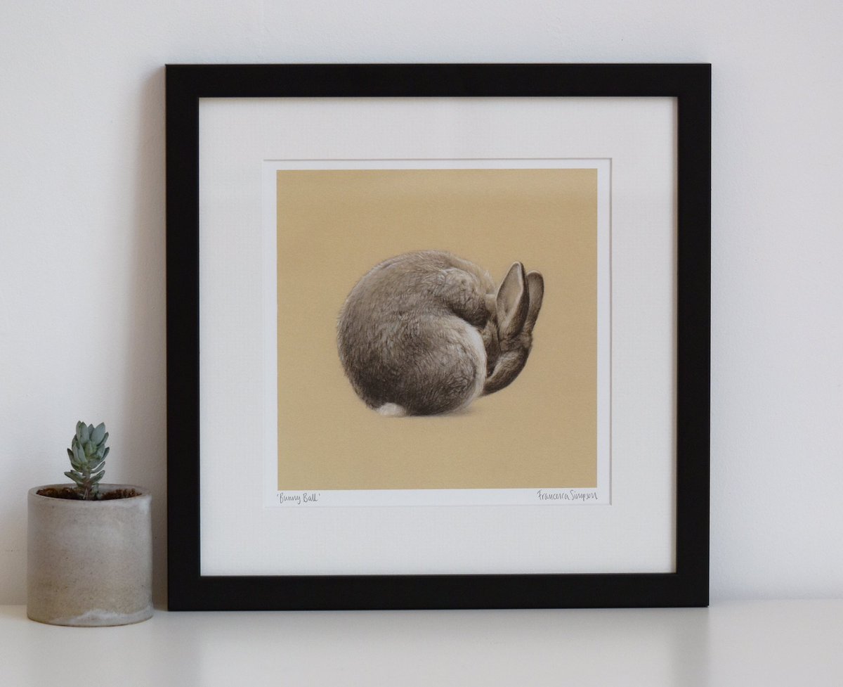 fsimpson_artist's tweet photo. SALE now on! Get 20% off my original artwork, prints, cards and homeware this weekend by registering here: https://t.co/JFhgxDfgTM for the discount code to use in my online shop! Offer ends at midnight on Sunday 9th August. @countrylivinguk #clartisans #athomewithcountryliving https://t.co/lf6rjiuUah