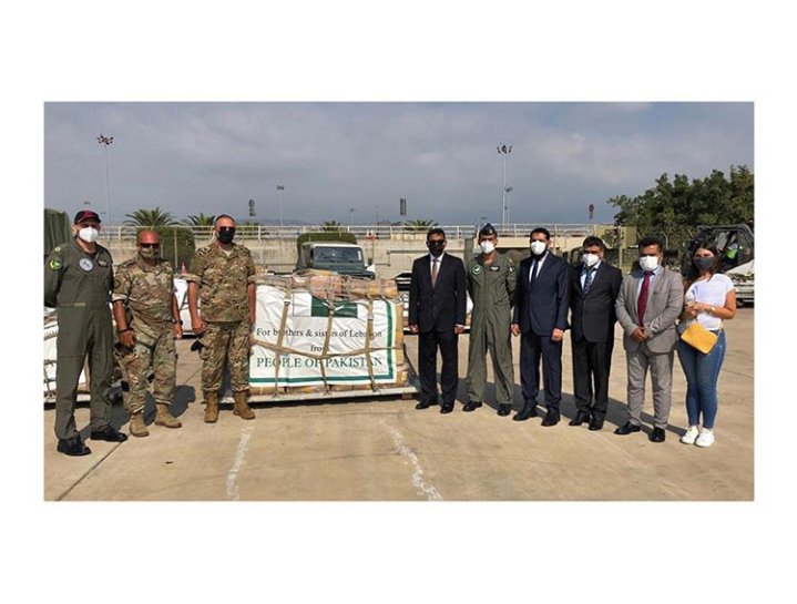 Alikhatttak's tweet photo. Pakistan on Friday sent about 8 tons of relief assistance consisting of medicine and food supplies as a token of solidarity to BEIRUT ❤
@hafeezkhilji00 
@TjpWing 
@MAbdullahGul 
@pid_gov 
#BeirutBlast https://t.co/RvgwITvICW