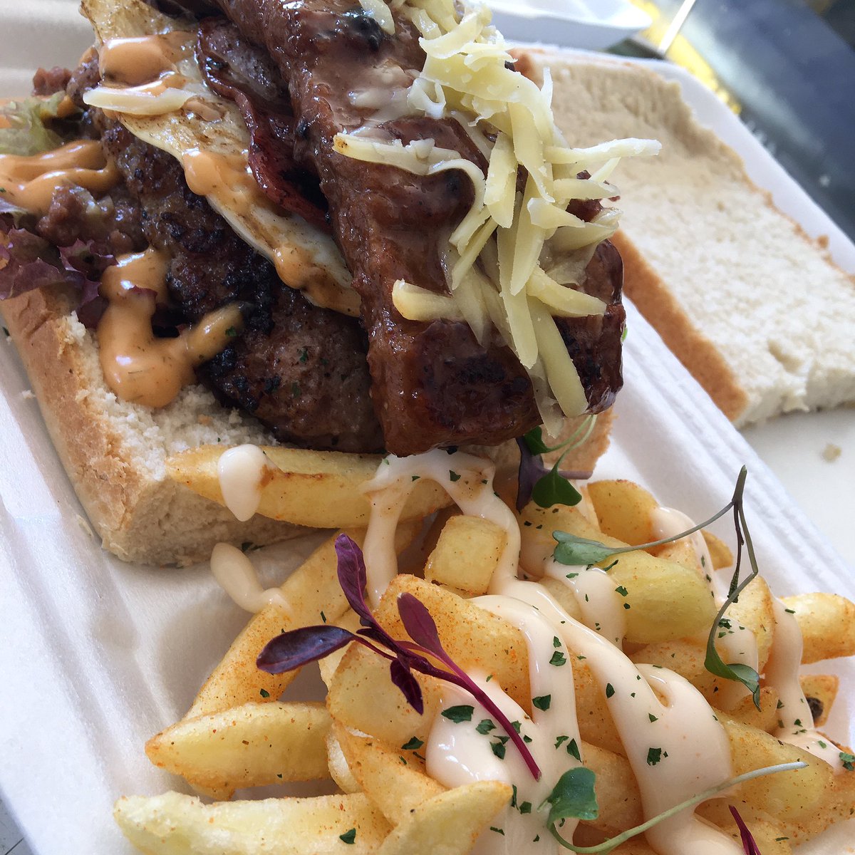 Hey #DjSbu we outchea in Mamelodi ya Tshwane, we try by all means to make juiciest meals around 🙏🏾