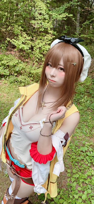 Twitterのコスプレ画像18