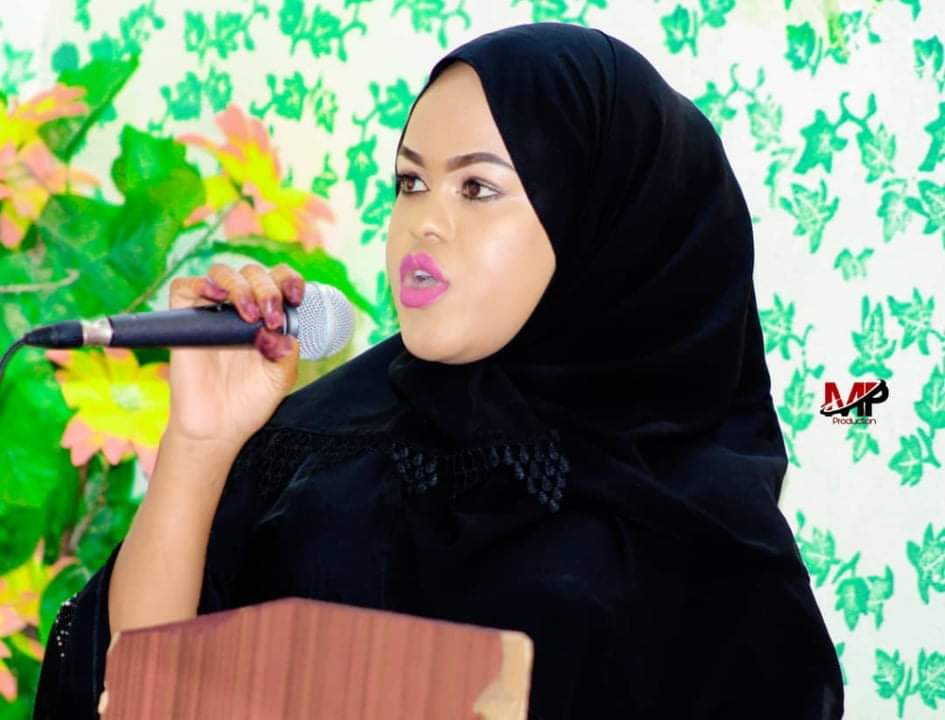 CenterHormuud's tweet photo. Waxaa si fiican xalay noogu qabsoomay barnaamij uu marti ku ahaa Siciid Axmed, kaas oo ka hadlaayey aqoonta iyo hab-dhaqanka qofka. https://t.co/w307R6natv