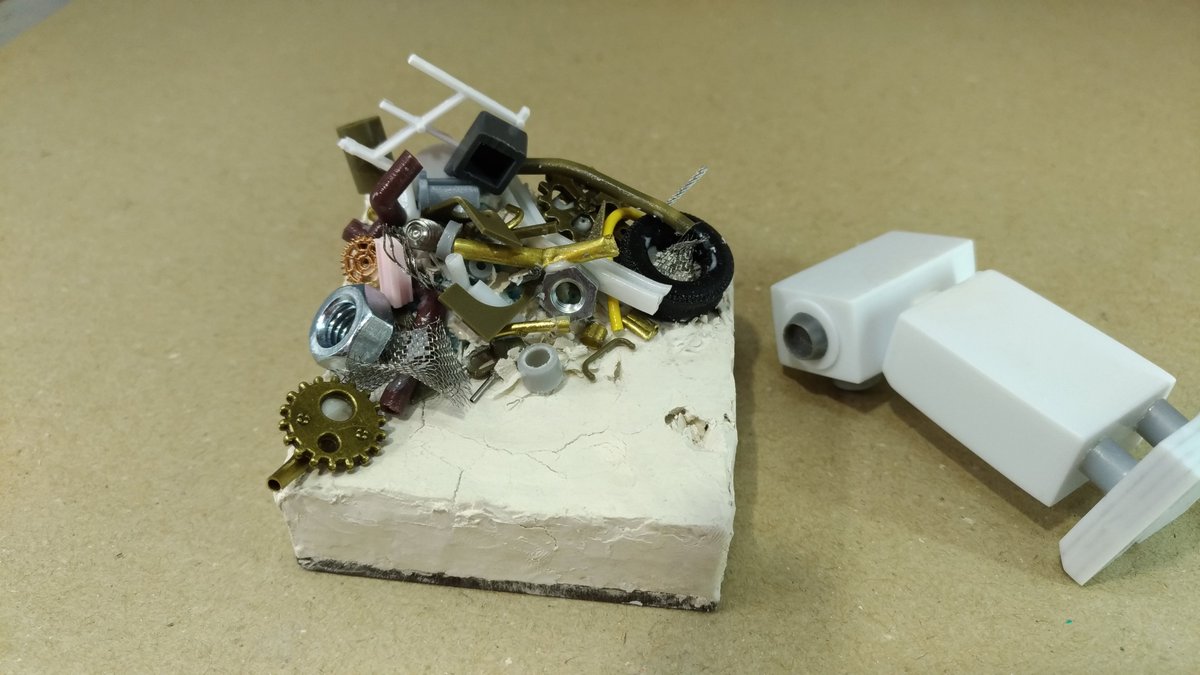 NNschroedinger's tweet image. オリジナル作品
#retrorobot　#miniature