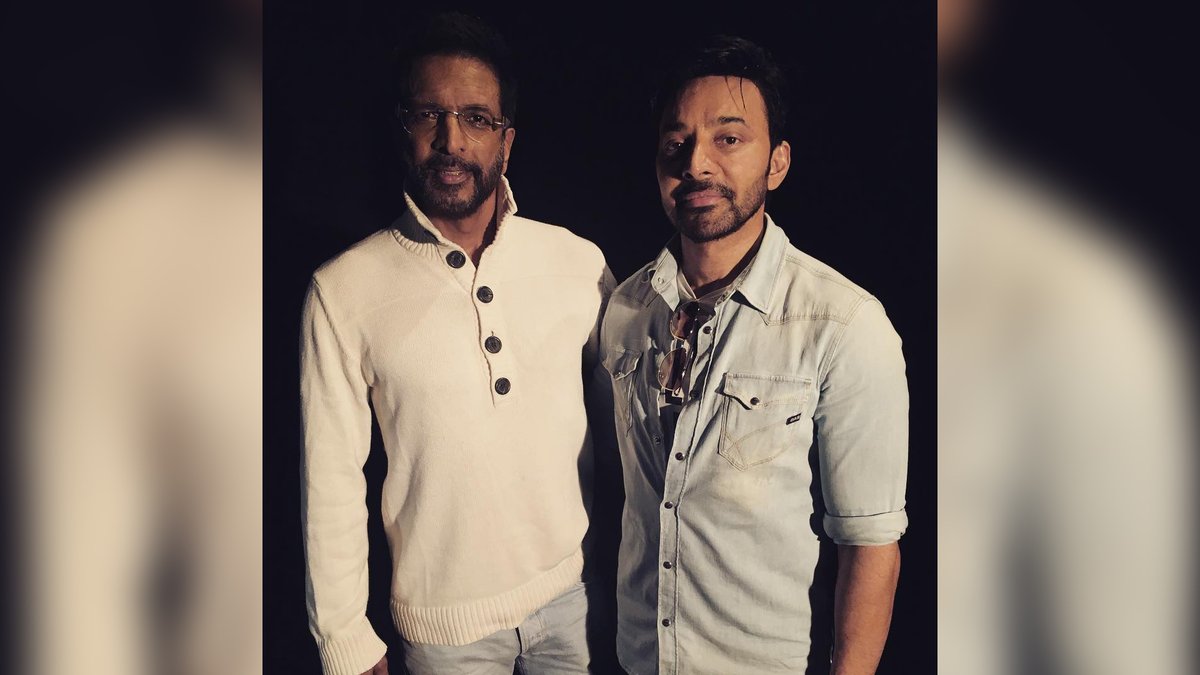 BollySpy's tweet photo. #SaturdayVibes : #KaranAanand shares picture with #JavedJaffrey From his film "Lupt" 🌟
#throwback #weekendvibes✌️ #moviepromotion #lupt https://t.co/yN6eLboJ7j
