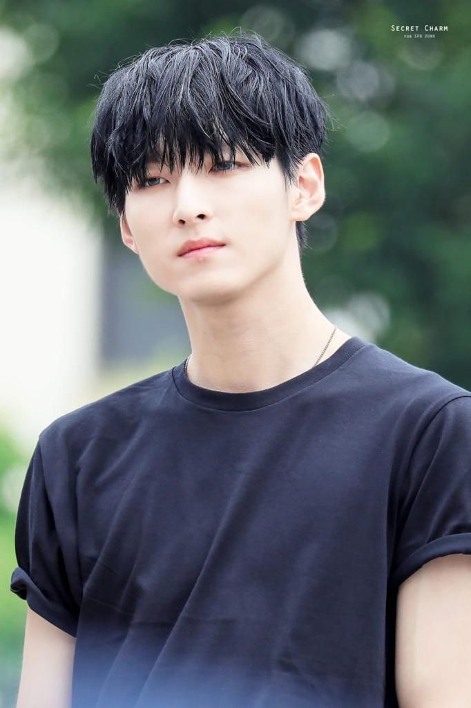 ((middle line)) @SF9official  #SF9    #에스에프나인    #9loryUS    #여름향기가날춤추게해    #SummerBreeze  