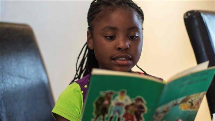 AfricaFactsZone's tweet photo. South Africa's 11-year-old Michelle Nkamankeng is Africa's youngest Author. She wrote her first book at the age of 8 in 2016.

She has written 9 books.

She is an Advisory Board Member of the Nelson Mandela Children's Fund.

She is among the world's Top 10 Youngest Authors. https://t.co/ha8hW1R1ro