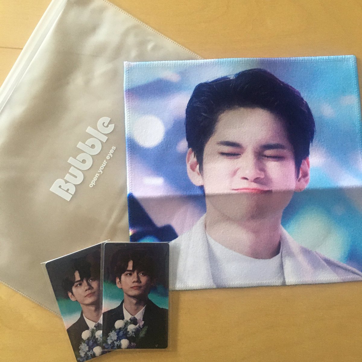 Anneyeong Porkies!LAI KUANLIN & ONG SEONGWU SLOGANPHP 850 ea w/zipper bags1 DAY PAYMENT OF 50% OR FULL. OTHER 50% TIL DOP.DOP AUG 19SHIP TO PH AUG 22ETA 15 DAYS OR DEPENDS ON THE SITN.MOP BPI & GCASH ONLY!DM TO ORDER.Kamsa!  #porKShopGO19  #wannaone