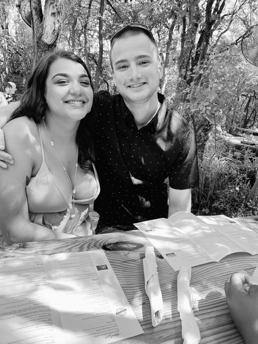 Isaabelox's tweet image. I absolutely adore this man 🖤 He has the best heart, he deserves so much love and happiness in his life and to say I’m blessed to have him would be an understatement. 🍯🐝