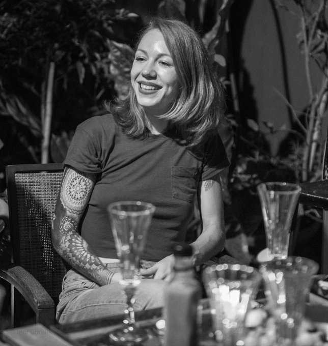 #perfectsmile all of me is perfect. Tattooed  blonde Goddess . I know you want to talk to me . Be my<a href="/tag/perfectsmile"class="tags">#perfectsmile</a>