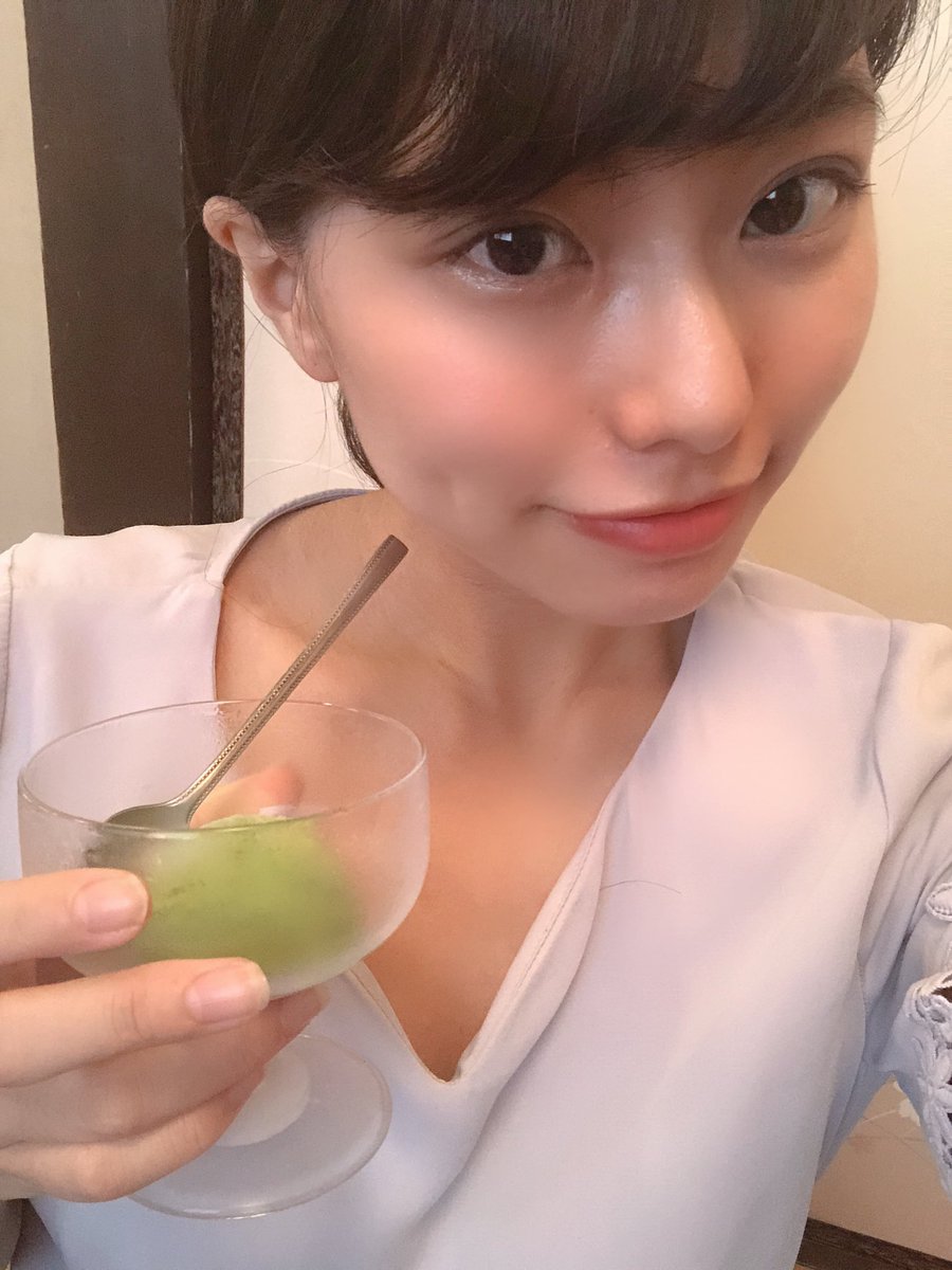 aichigo151's tweet photo. 【今日のラッキーカラー💚】
⑥抹茶アイス
ちゃっかり食べました。

#MissBouquet #ミクチャ #RT https://t.co/c4KNKMwKAk