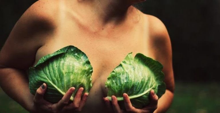 Doaa_CV's tweet photo. “Payu dara bengkak susu ( breast engorgement ). Apa nak buat? Boleh guna Kobis tak Dr? “

.

Tengok balik teknik penyusuan, tanya misi atau doktor semula. https://t.co/qG3HBZ3fMY