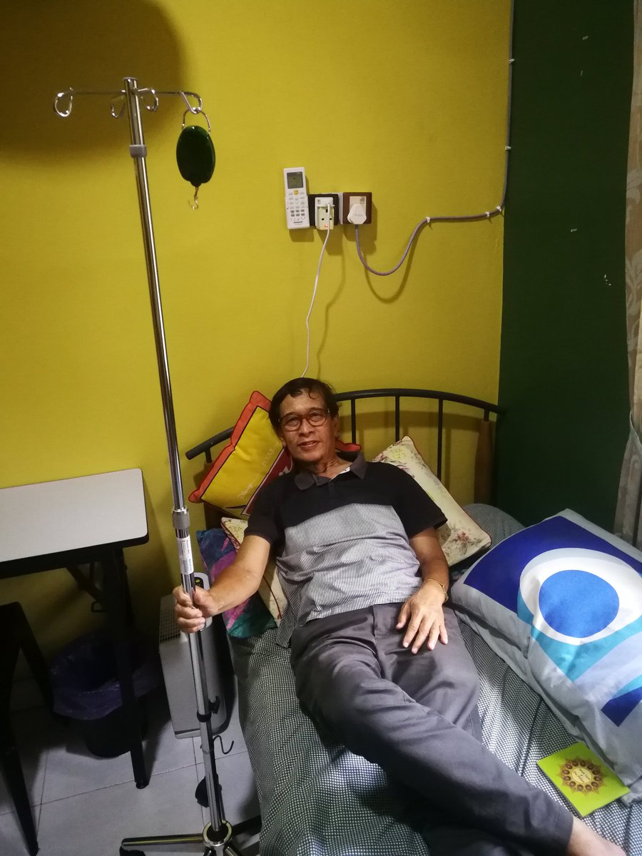 yusufghani200's tweet photo. Tengahari ni sempat melawat sahabat baik saya Ir Hj Wan Marzuki ex Jkr Trg yg mengalami masalah buah pinggang dan sedang menjalani dialisis dirumah.. Moga dipermudahkan segalanya.. Aminnn👍💕 https://t.co/Czur3UG9uv