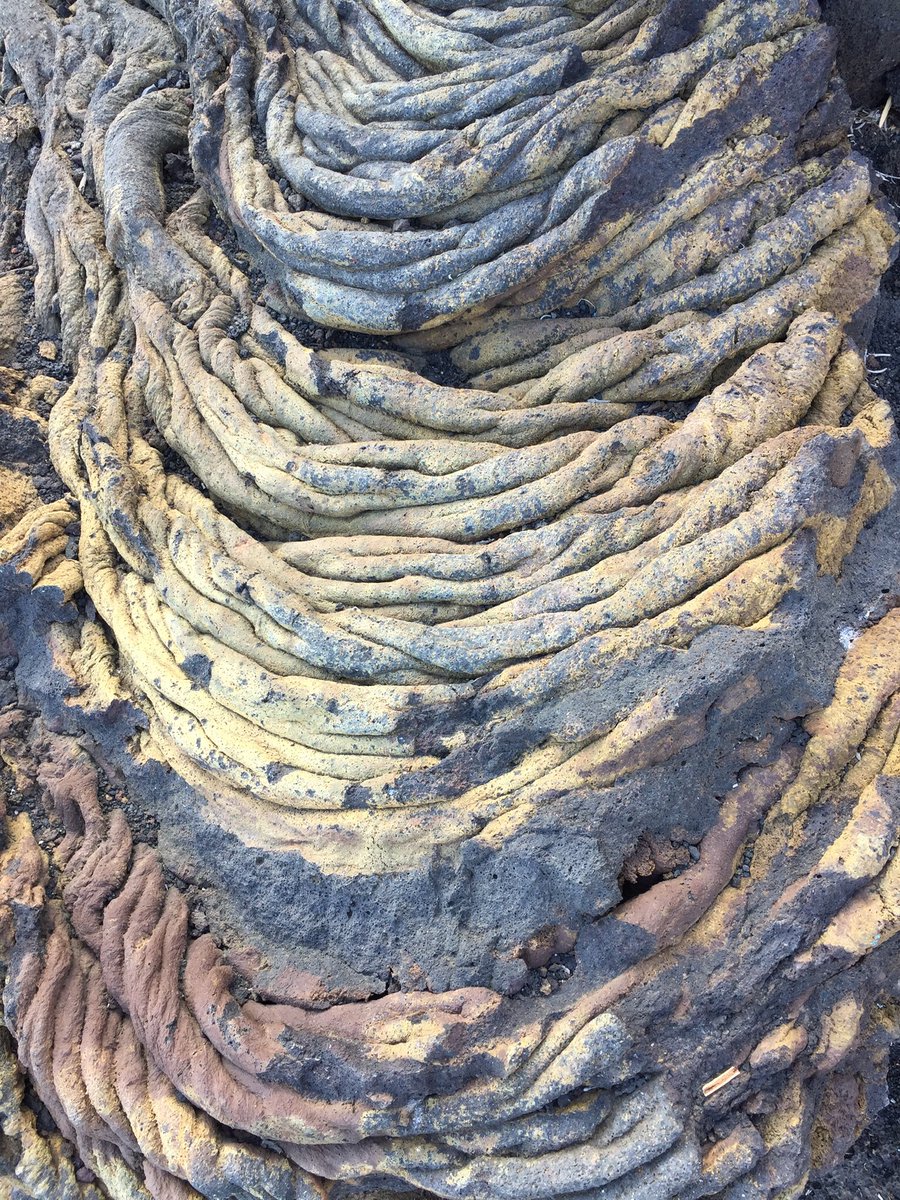 Entretejer lazos en esta cordada que es la vida, avanzando juntas hacia el ancho mar!