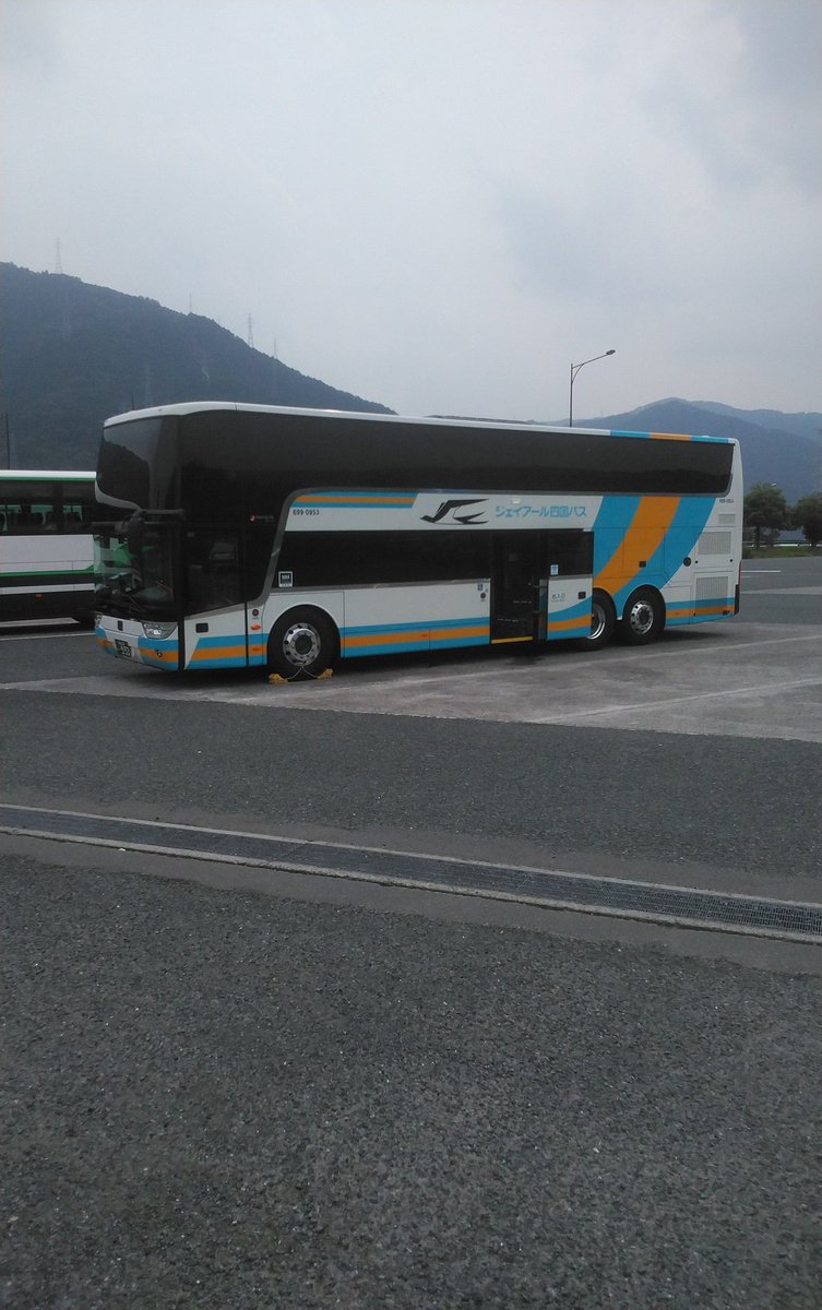 鳴門西バスストップ V Twitter 乗車中の高速バス 高知エクスプレス 三宮京都行き Jr四国バス アストロメガ