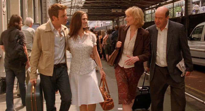 'Hər şeyiniz bitdikdən sonra bu həyatda arxalana biləcəyiniz tək şey ailənizdir.'

🎬Cassandra's Dream (2007)