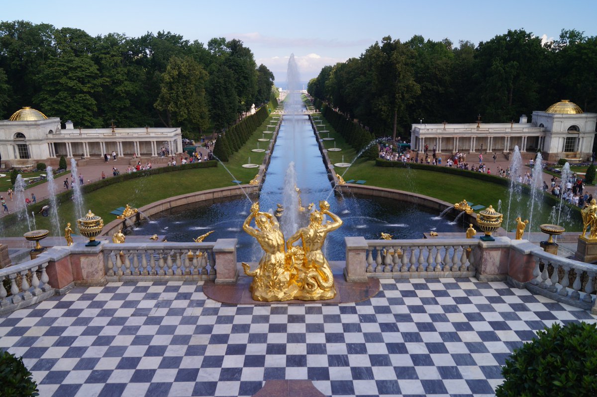 ezpaiv's tweet photo. Welcome in Petergof (Russia)!
#officialpetergof #saintpetersburg #russia #august2020 #welcome #trip #rightnow #enjoy #petergof https://t.co/lZNYUx81Ed