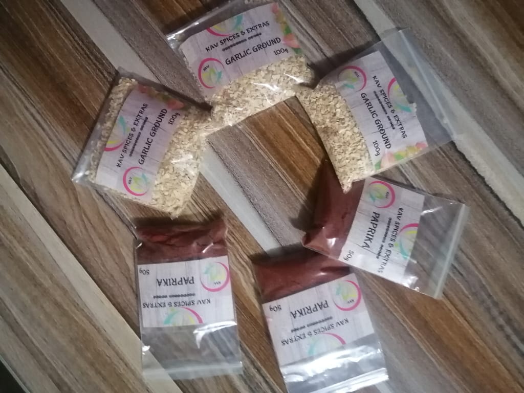 mgcinak's tweet photo. Hei Guys
Are you struggling to enhance taste to your meals?
Look no further we are here for you with Variety of Spices & Herbs for 💸R10.00 per 50g & R15.00 per 100g.
☎For orders DM/contact 0788604477
🚛We do deliver
📌Clayville
#KAVSPICES&EXTRAS
#DJSBU https://t.co/RnuaEYjMvl