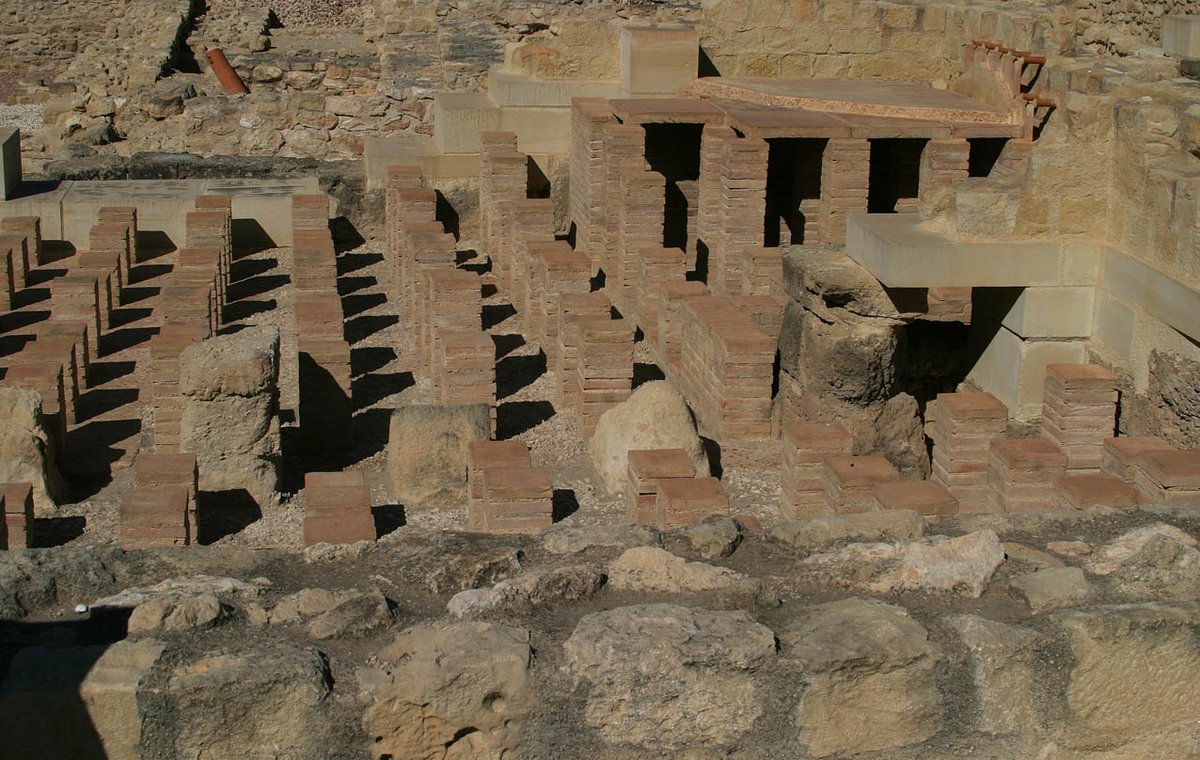 Visites teatralitzades a Manises-Lucentum i la Illeta del Banyets gastronomiayturismo.com/visites-teatra…